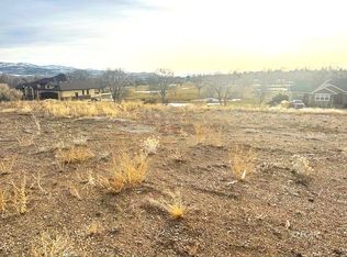 207 Palmers Ct, Elko, NV 89801