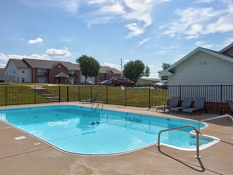 Southernwood Apartments — Photo 47