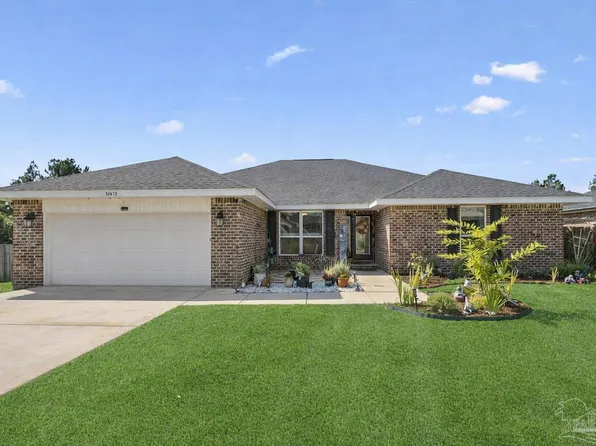 5653 Burr St, Milton, FL 32570