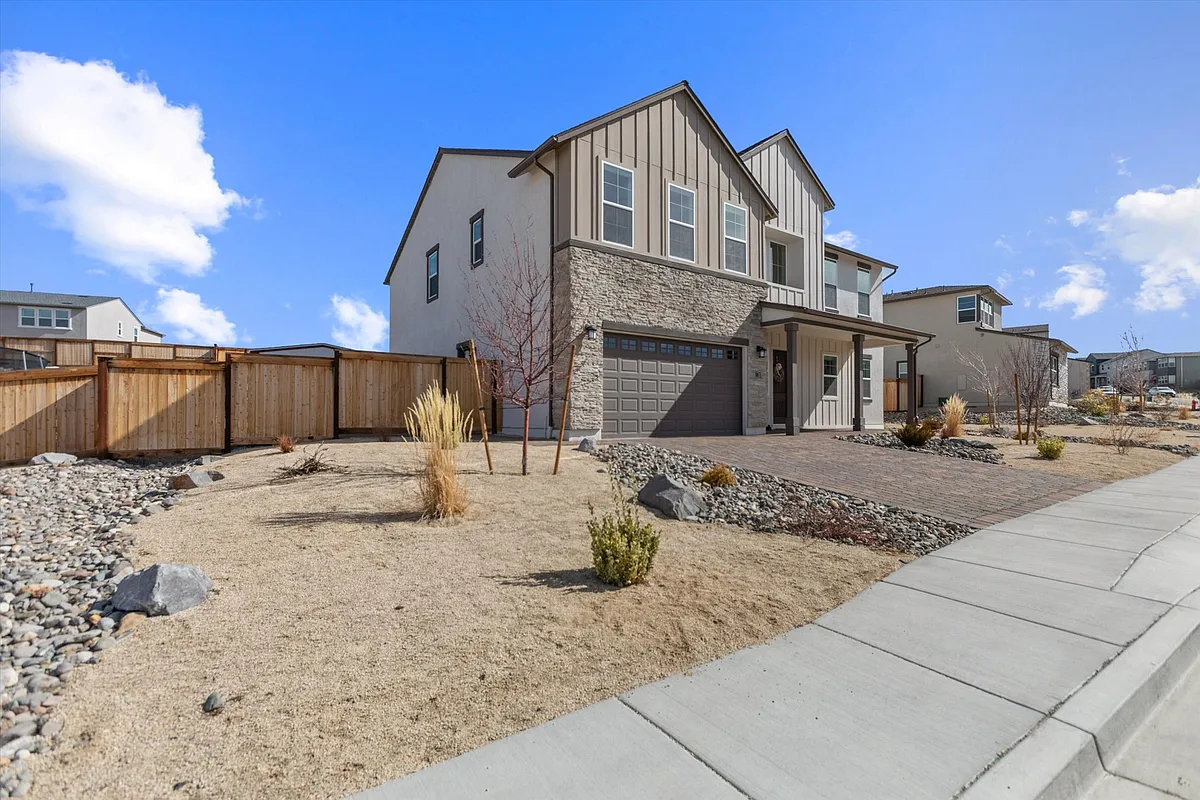 Building Photo - 325 Pah Rah Ridge Dr