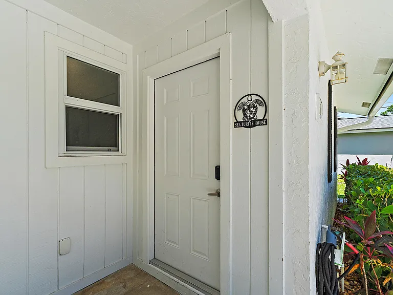 6029 Eberts St — Photo 33