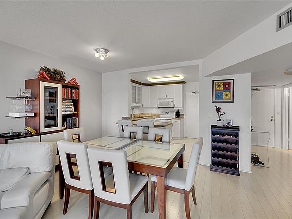 5th image of 3550 Galt Ocean Drive #608