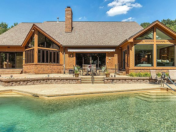 3rd image of 12818 Topping Manor Dr