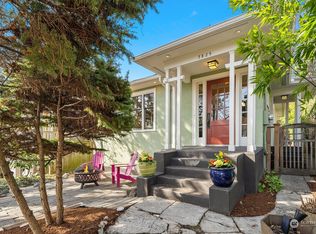 3825 Eastern Ave N, Seattle, WA 98103