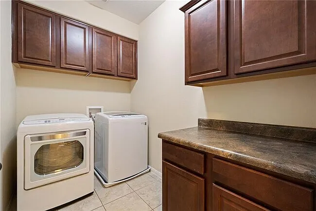 13400 Briarwick Dr #103 — Photo 11