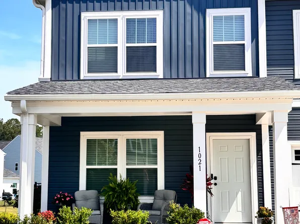 1021 Marsh Harrier Dr, Ravenel, SC 29470