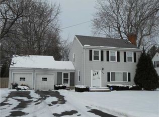 488 Latta Rd, Rochester, NY 14612