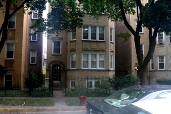 1st image of 6230 N Francisco Ave APT 1