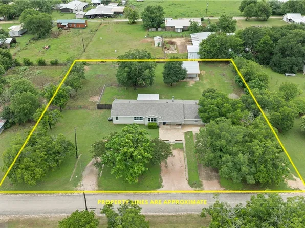 1401 Luker Rd, Belton, TX 76513