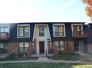 1143 Appleseed Ln APT C, Saint Louis, MO 63132