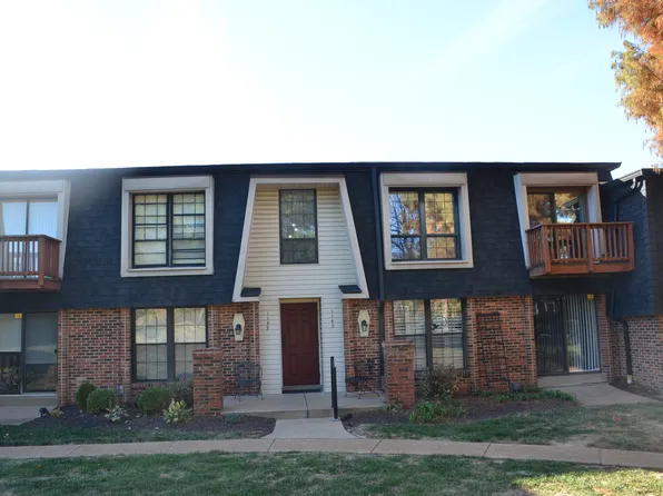 1143 Appleseed Ln APT C, Saint Louis, MO 63132