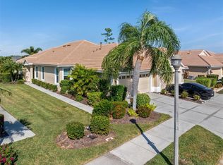4567 Whispering Oaks Dr, North Port, FL 34287