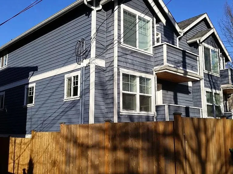 309 27th Ave S #B — Photo 2
