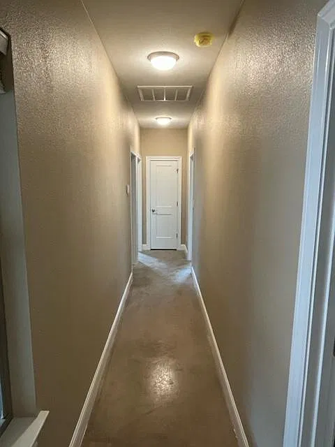 3 bed, 1478 sqft, $2,100 — Photo 4