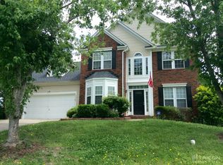 2223 Pimpernel Rd, Charlotte, NC 28213