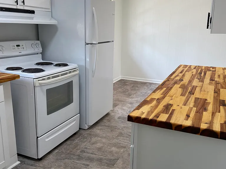 6343 Thom Rd — Photo 11