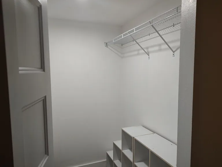 3111 Crenshaw Ct — Photo 14
