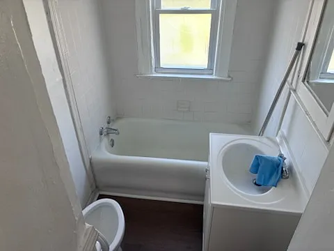 2 bed, 2108 sqft, $1,100 — Photo 2