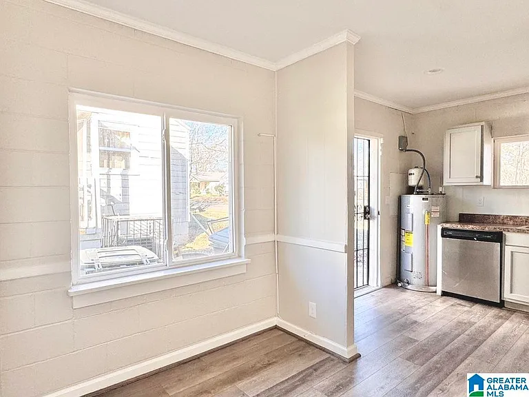 5624 Avenue Q — Photo 7