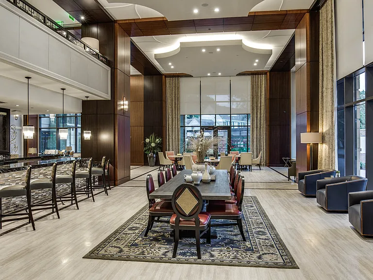 Community Kitchen & Dining