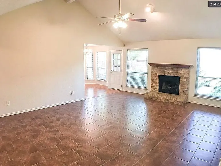 2031 Clearwater Trl — Photo 5