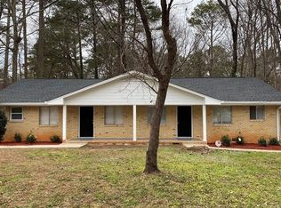 1057 Dove Valley Rd, Decatur, GA 30032