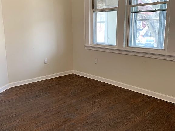 5th image of 20 Salem St #1