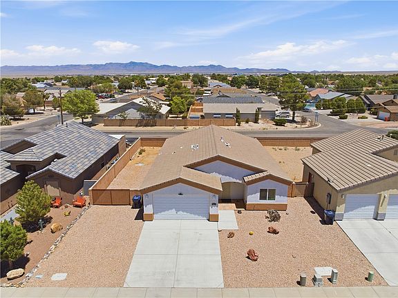 3rd image of 4822 N Anthony Avenue