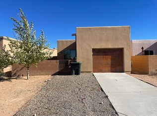 10 Calle Agua Clara, Santa Fe, NM 87508