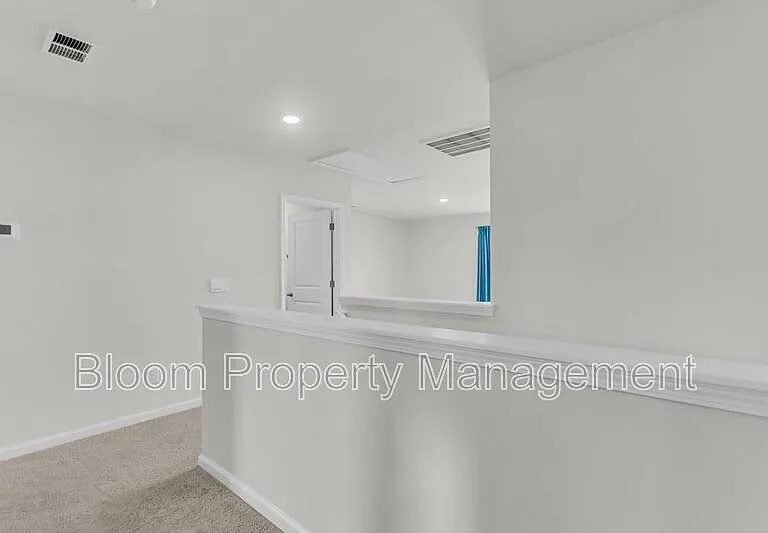 828 Lilyford Ln — Photo 37