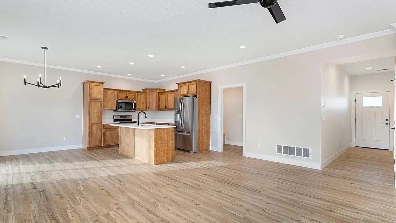 3 bed, 2.5 bath, 1846 sqft, $2,550 — Photo 4