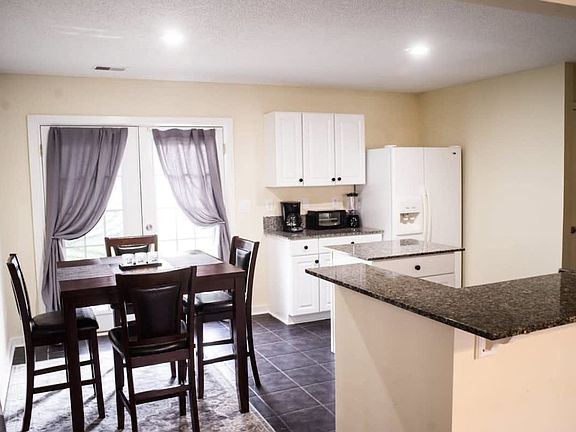 5th image of 147 Pine Mast Ct #Id1043495p