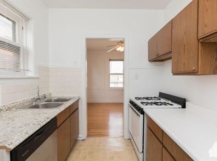 740 W Aldine Ave #1W1ST, Chicago, IL 60657