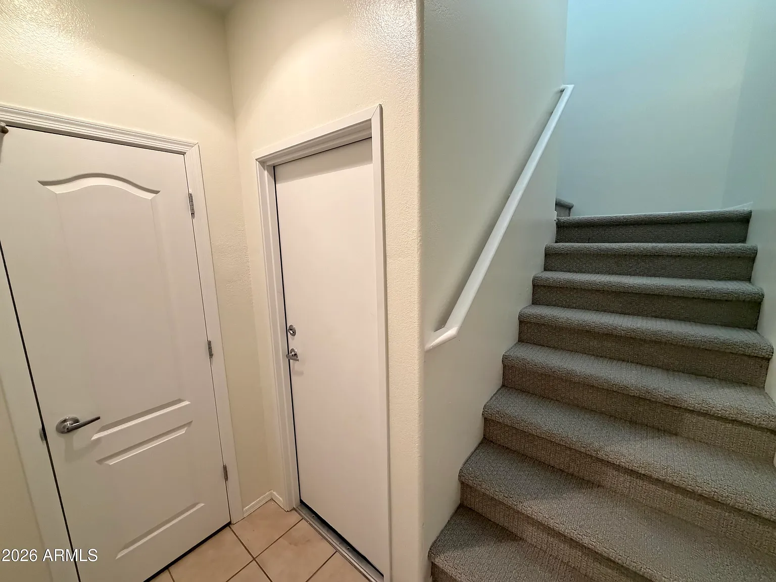 2 bed, 2.0 bath, 1105 sqft, $1,899 — Photo 2