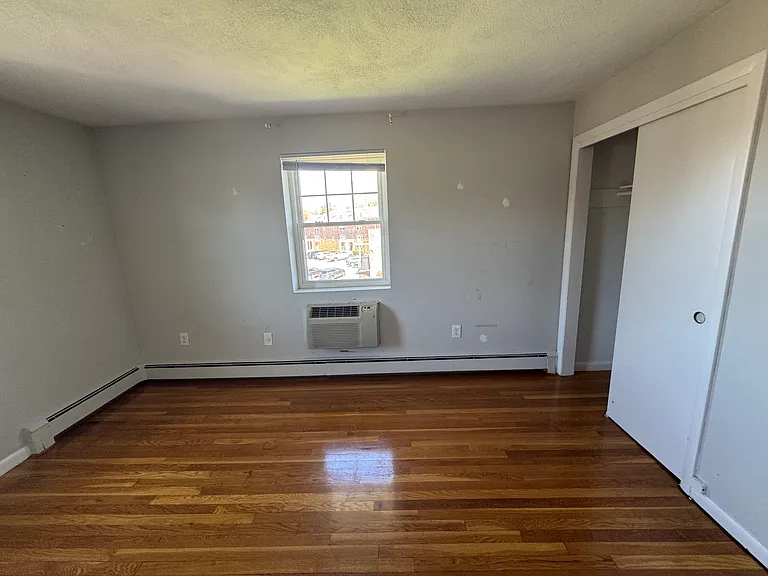 62 Mill St — Photo 18