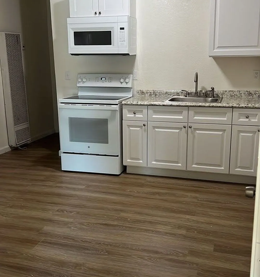 633 I Street — Photo 2