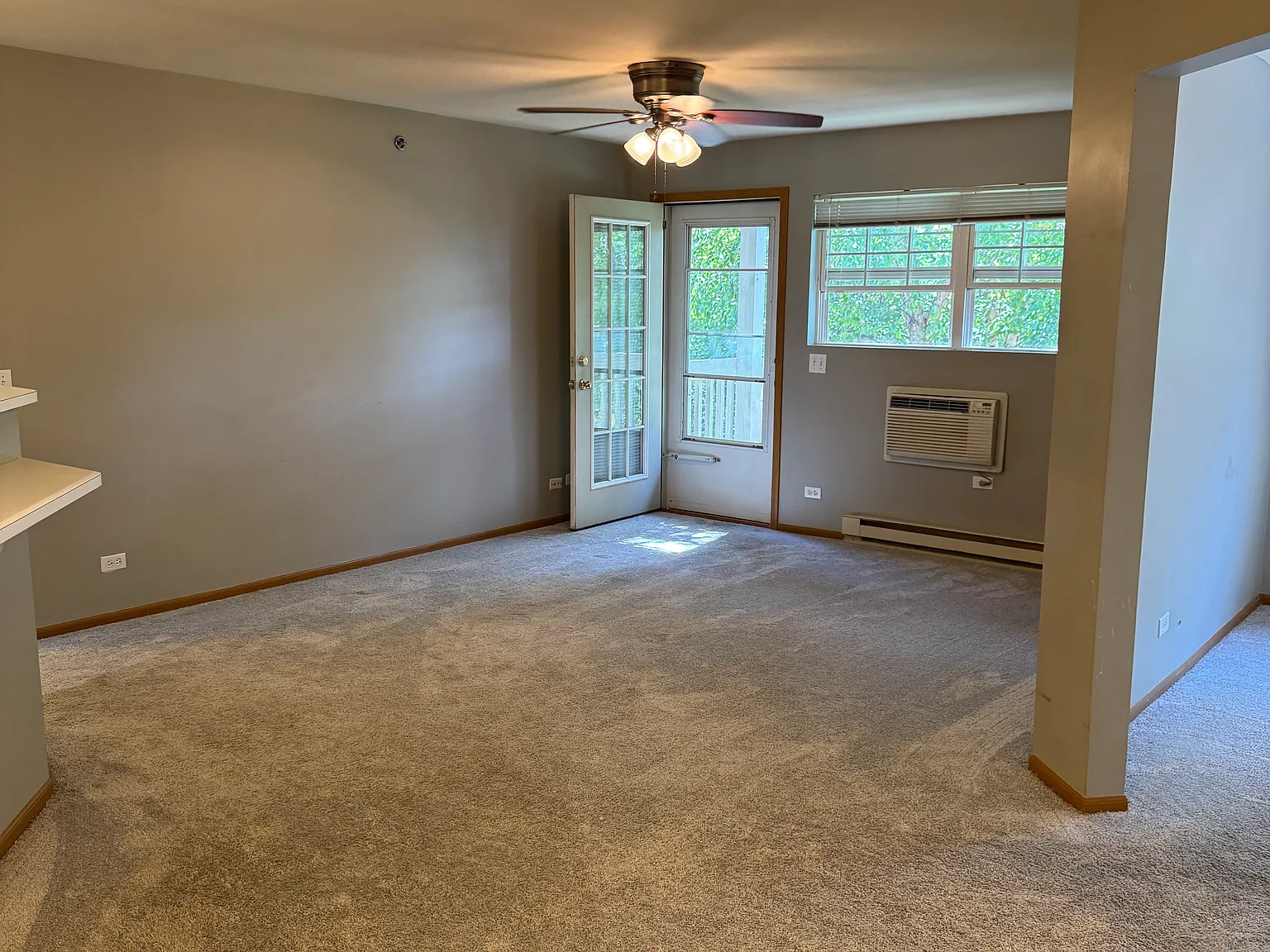 350 Cunat Blvd — Photo 3