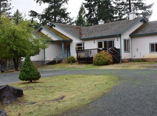 1920 Crow Rd, Merlin, OR 97532