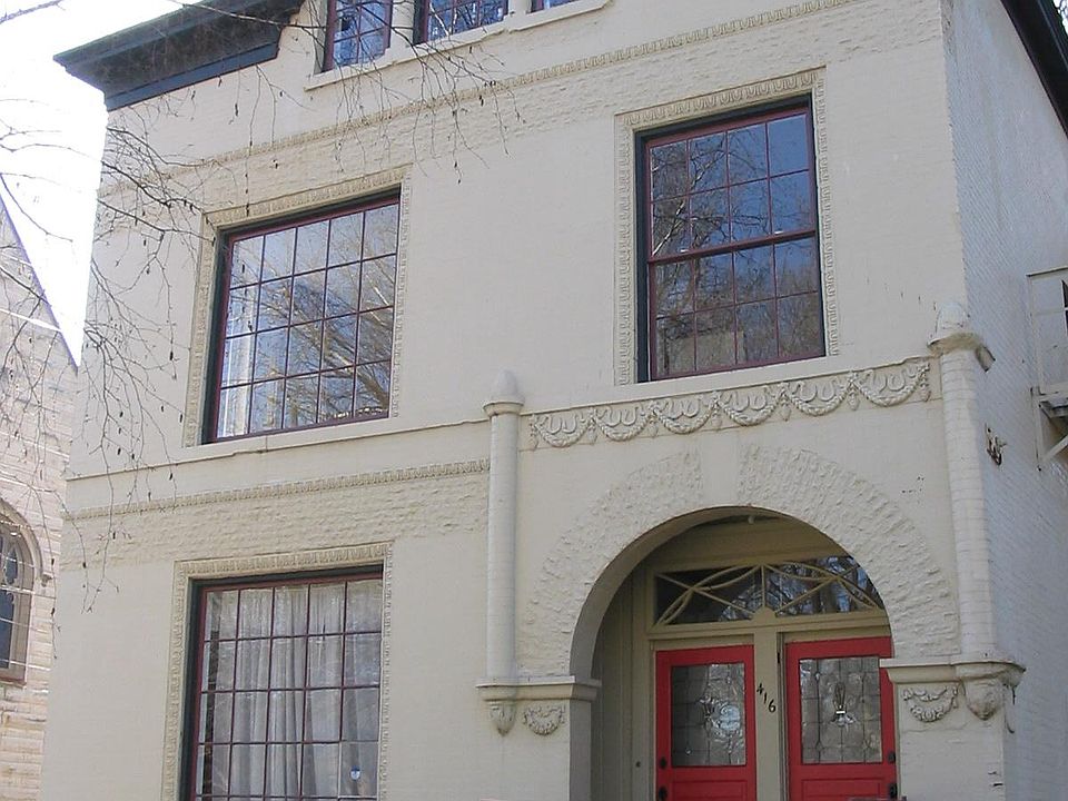 1st image of 416 W Magnolia Ave APT 1