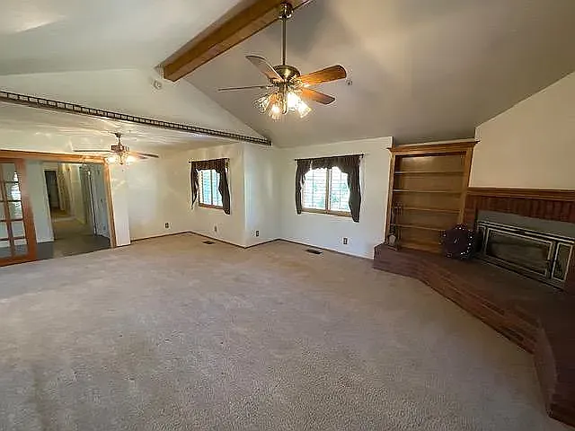 3 bed, 2.5 bath, 2225 sqft, $3,750 — Photo 4
