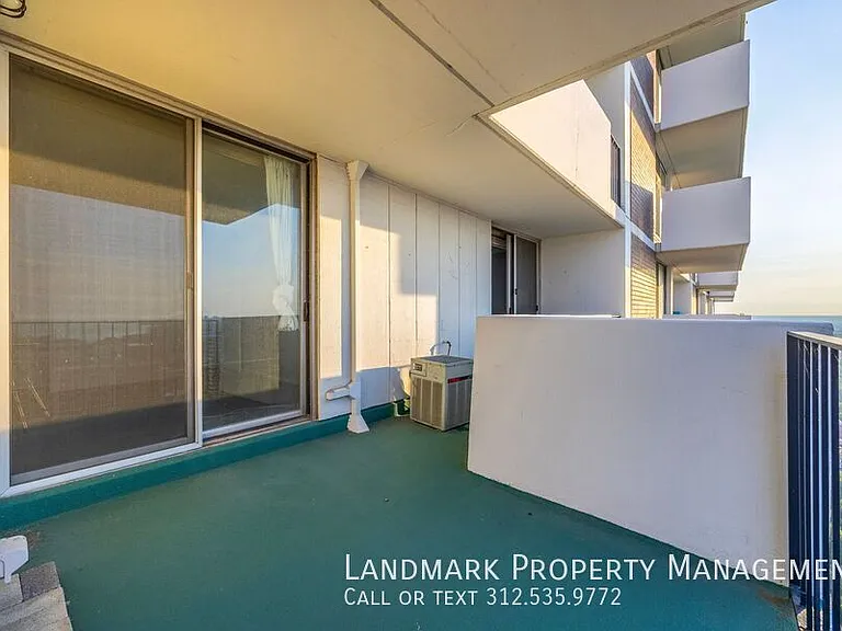 6033 N Sheridan Rd #35D — Photo 21