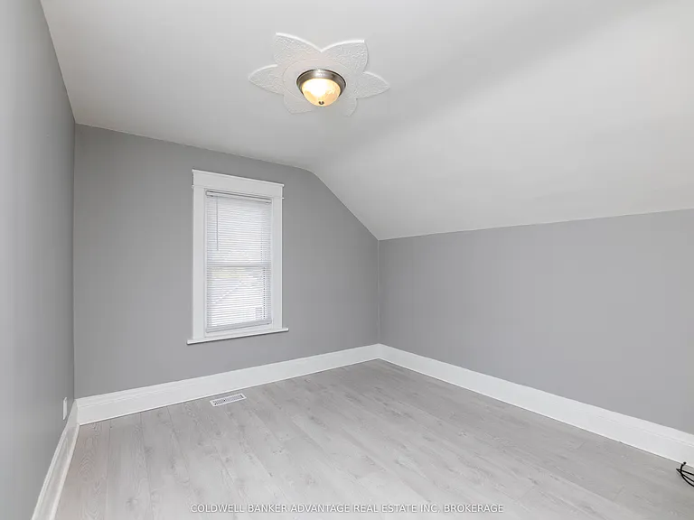 19 Duncan St — Photo 27