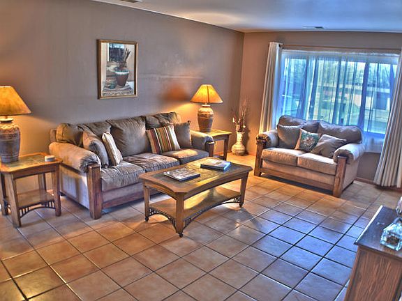 3rd image of 1040 Marron Cir NE