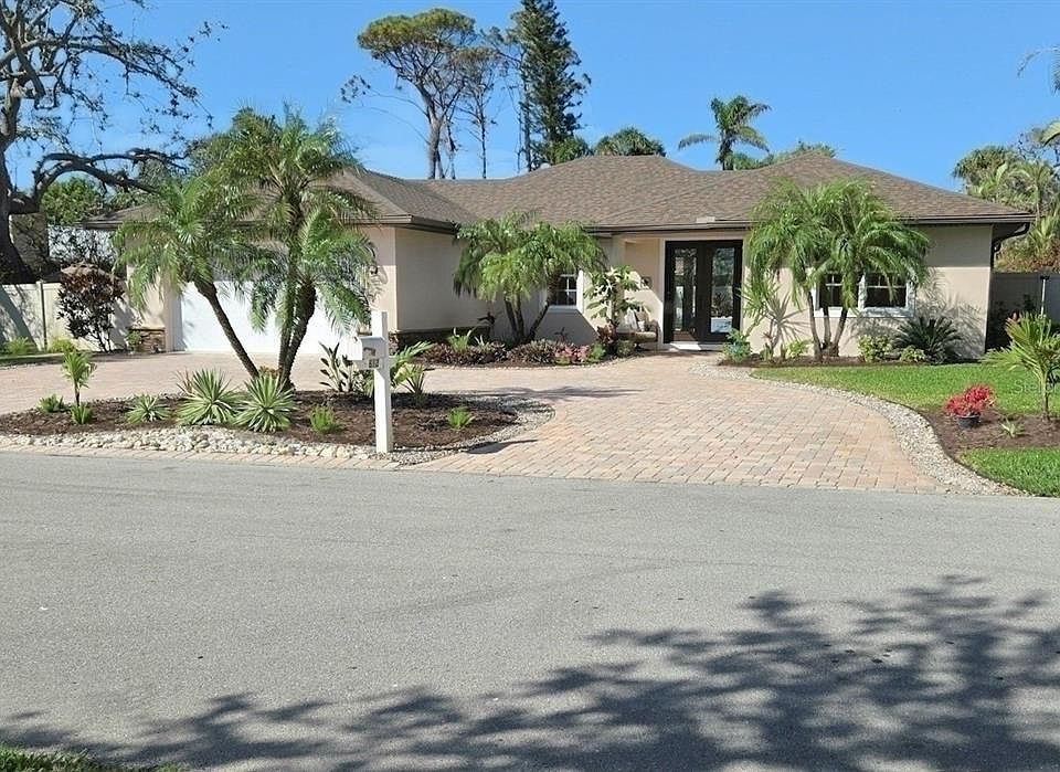 1st image of 612 POINSETTIA DRIVE