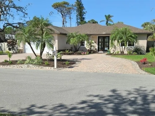 612 Poinsettia Dr, Venice, FL 34285