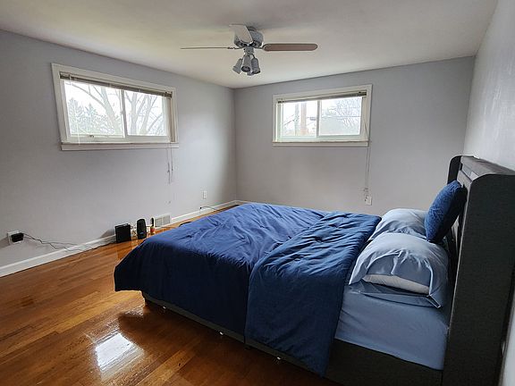 2nd image of 4804 Country Club Rd