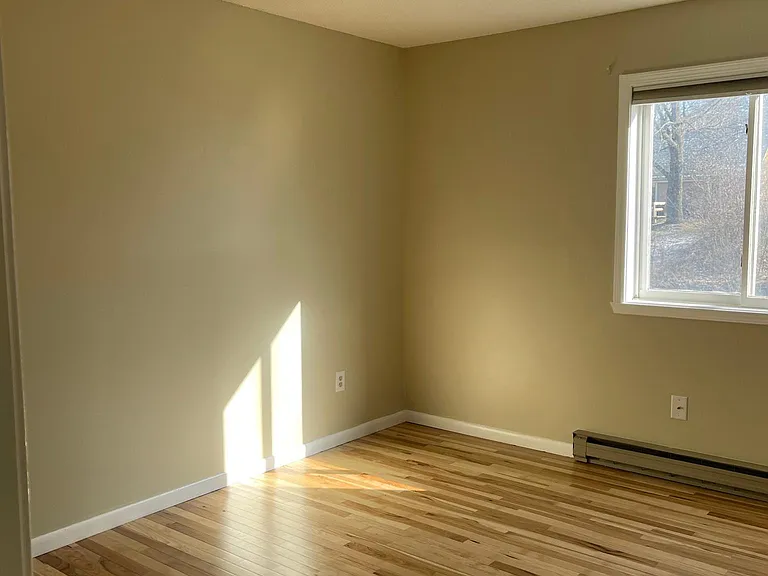 B5 Stonehedge Dr — Photo 24