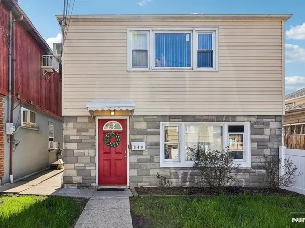 840 8th St, Secaucus, NJ 07094