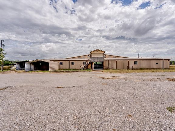 4th image of 3312 Private Road 2558
