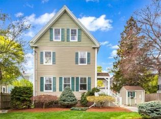 15 Harrison St, Stoneham, MA 02180